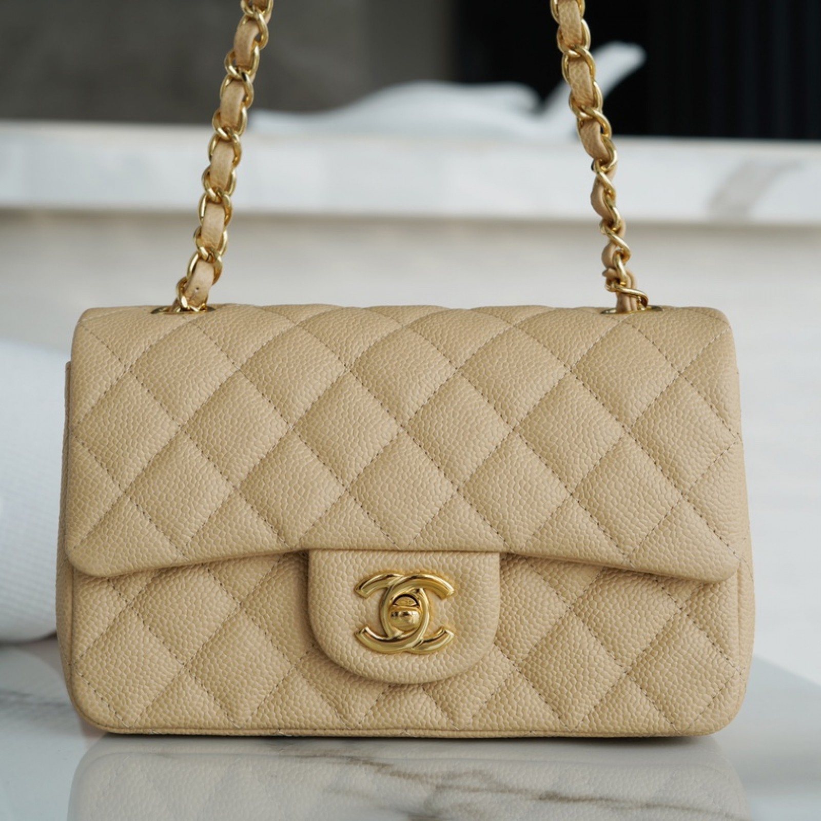 CHANEL MEDIUM DOUBLE FLAP BAG