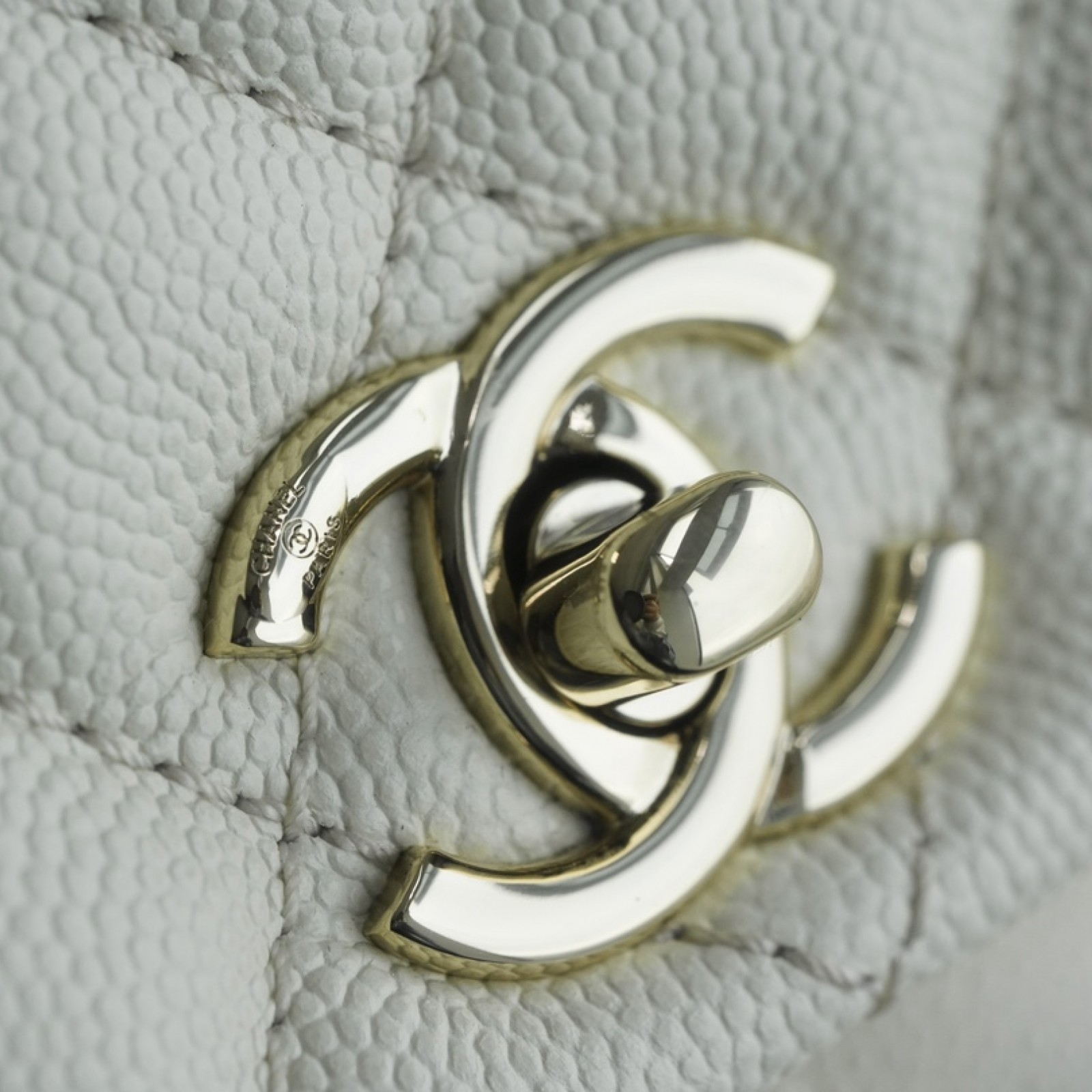 CHANEL SMALL COCO HANDLE BAG