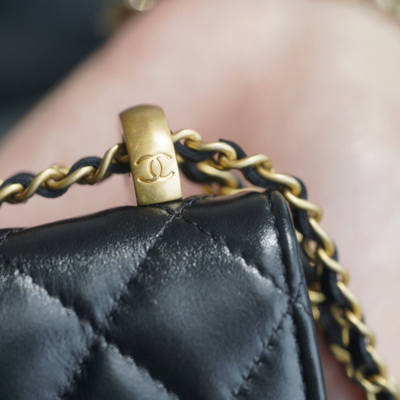 CHANEL MINI COIN PURSE BAG