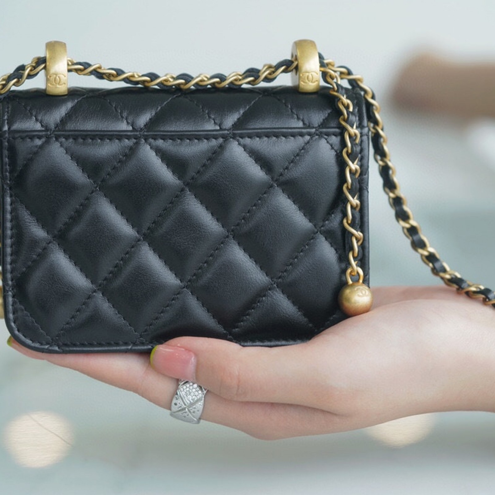 CHANEL MINI COIN PURSE BAG