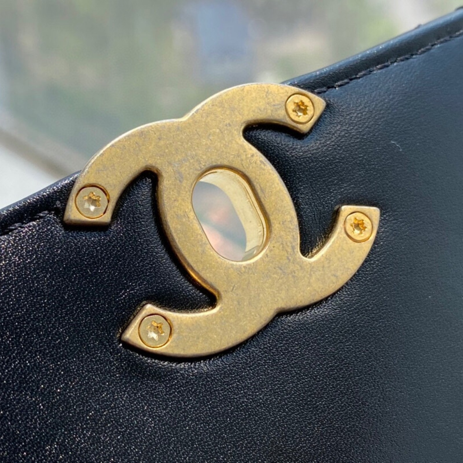 CHANEL MINI PERFECT FIT FLAP BAG