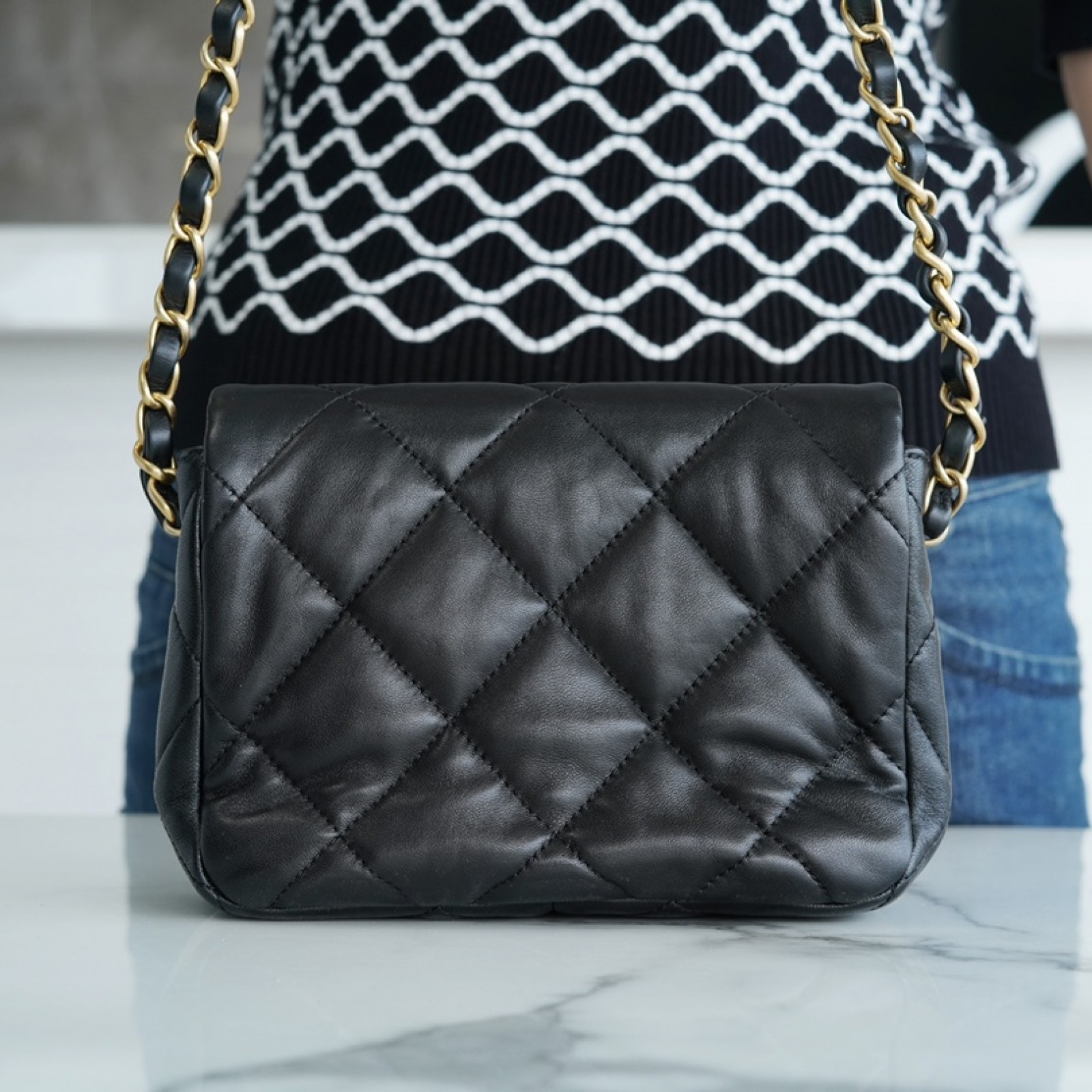 CHANEL MINI HEART SQUARE FLAP BAG