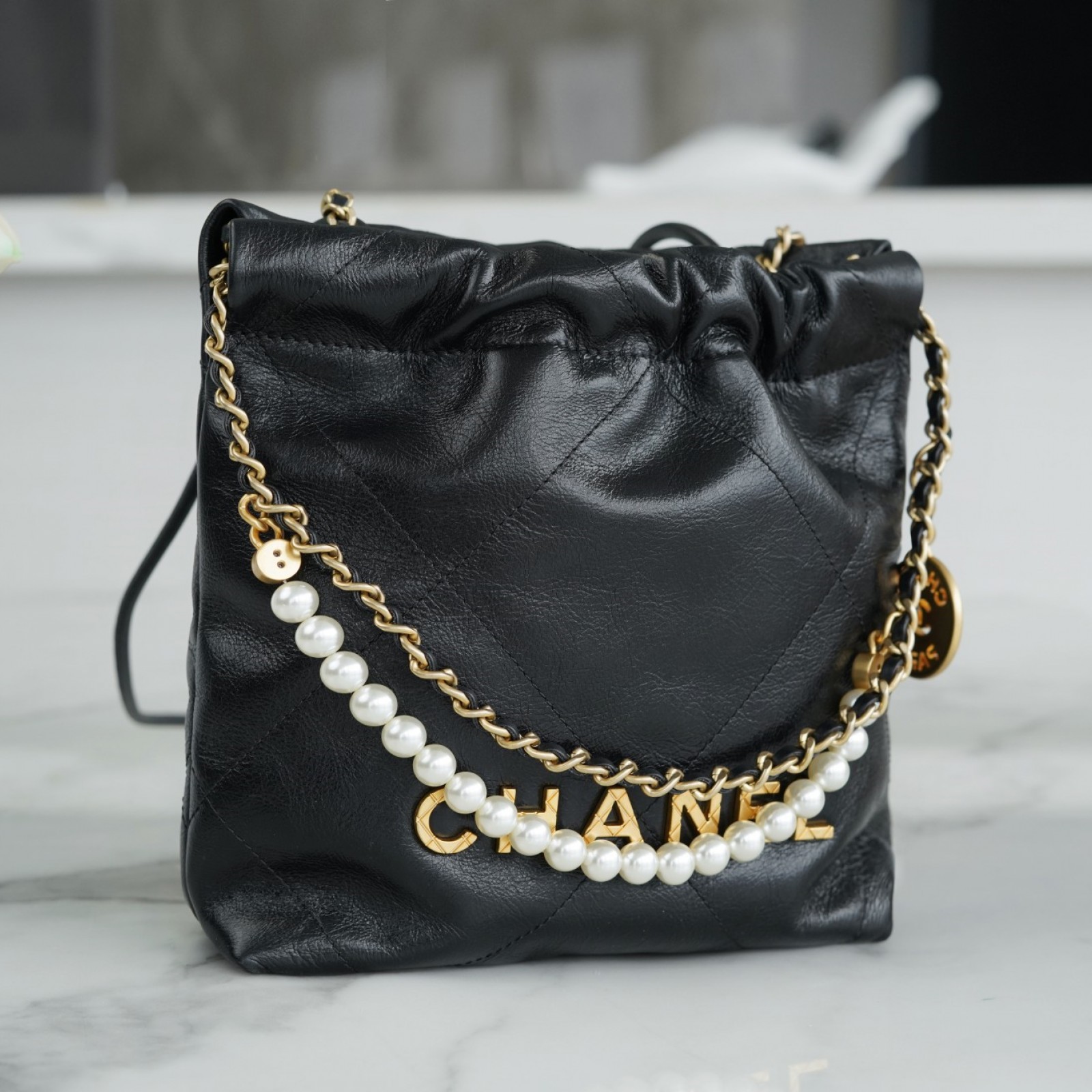 CHANEL PEARL MINI 22 SHOULDER BAG