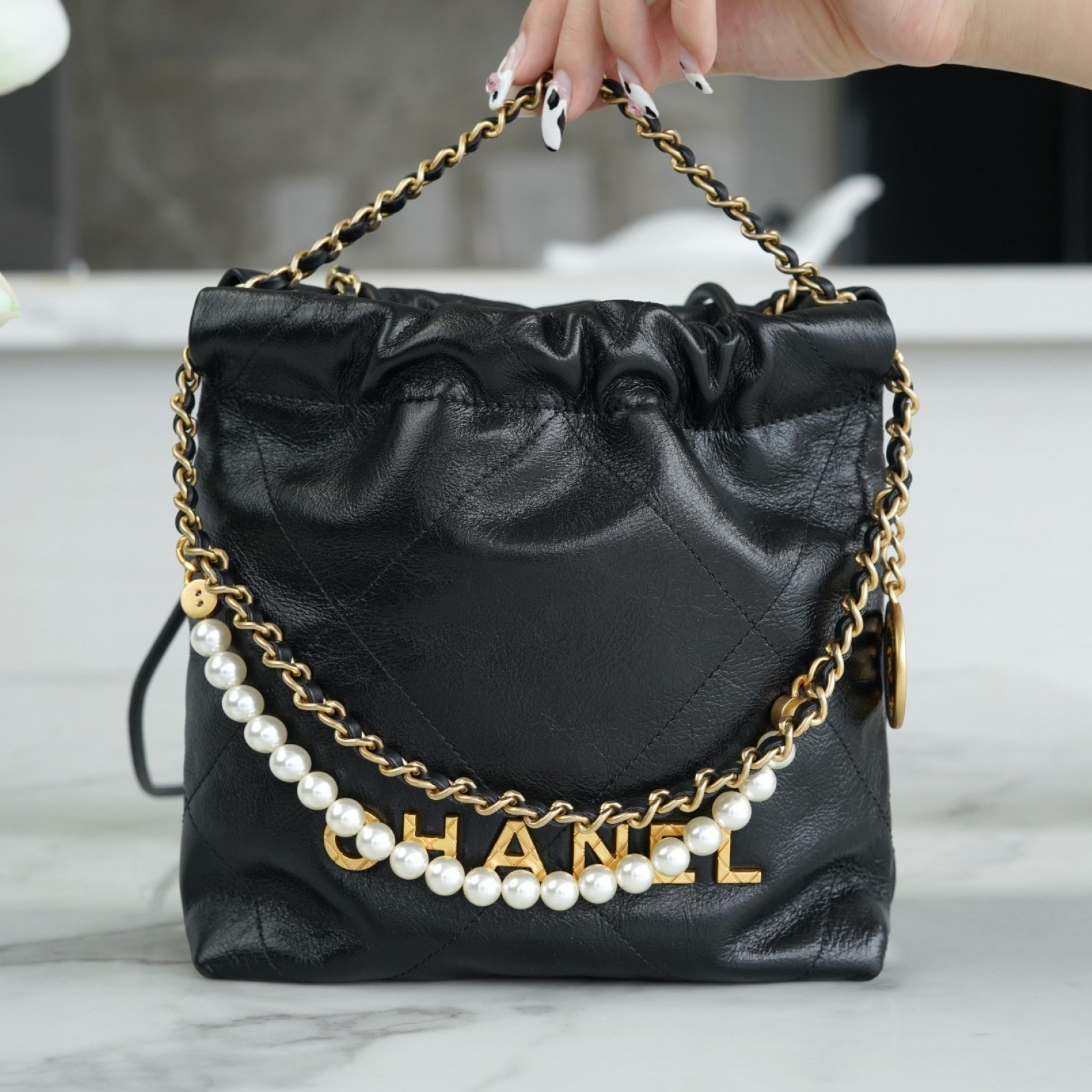 CHANEL PEARL MINI 22 SHOULDER BAG