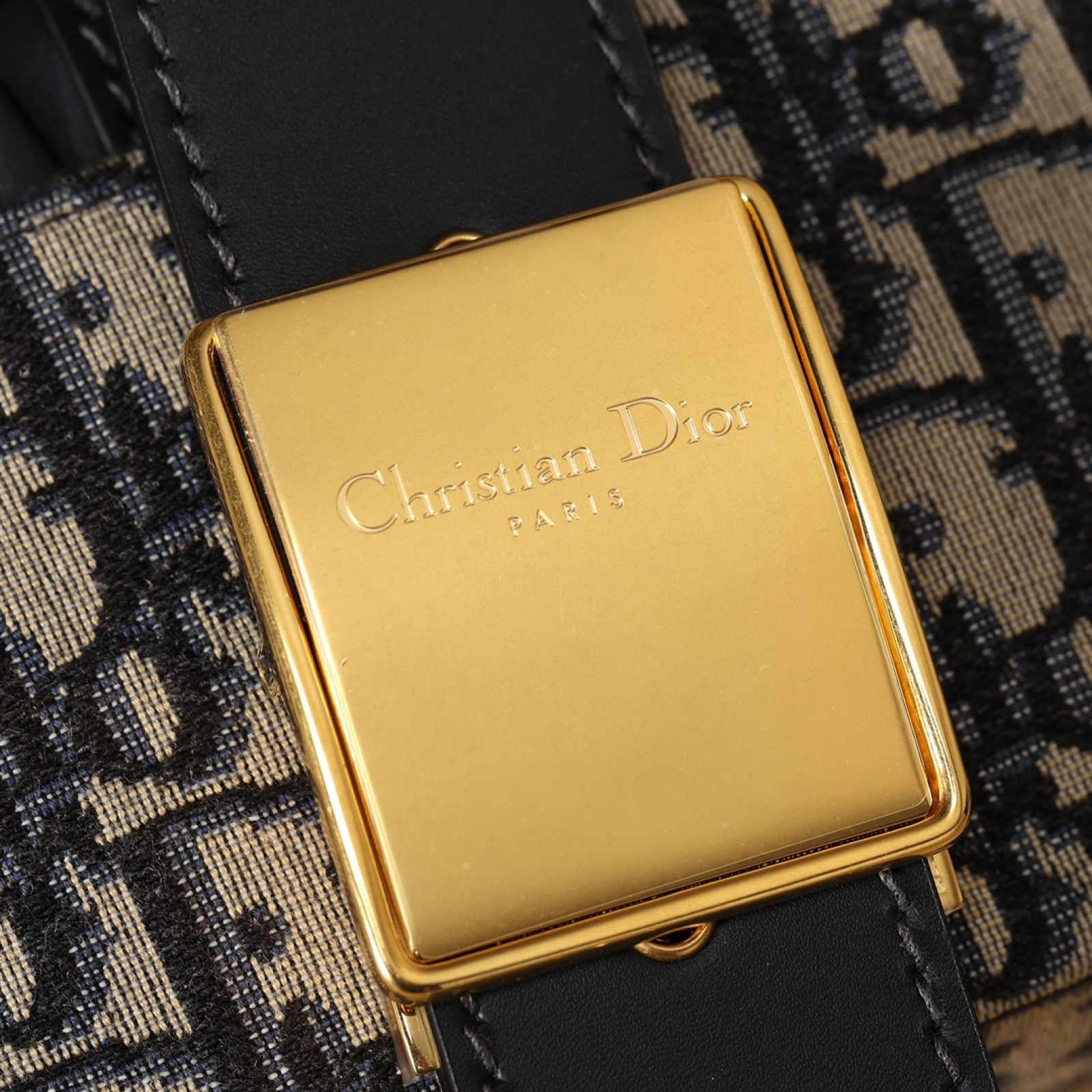 Dior 30 Montaigne Box Bag