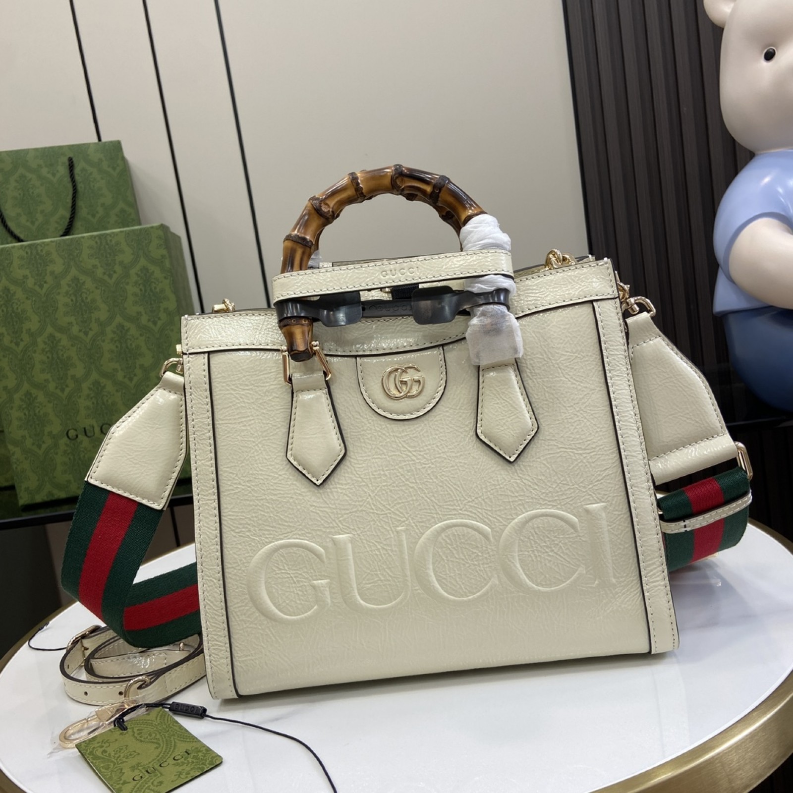 GUCCI DIANA SMALL TOTE BAG