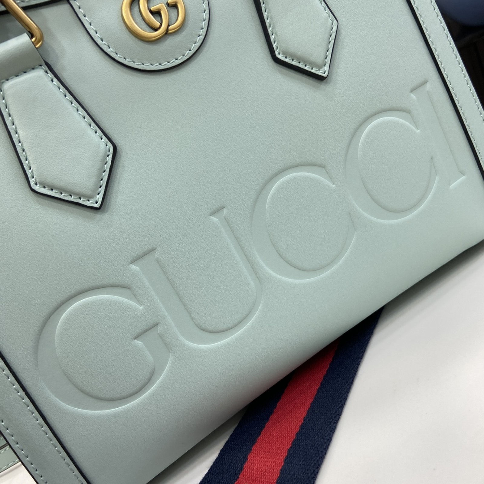 GUCCI DIANA SMALL TOTE BAG