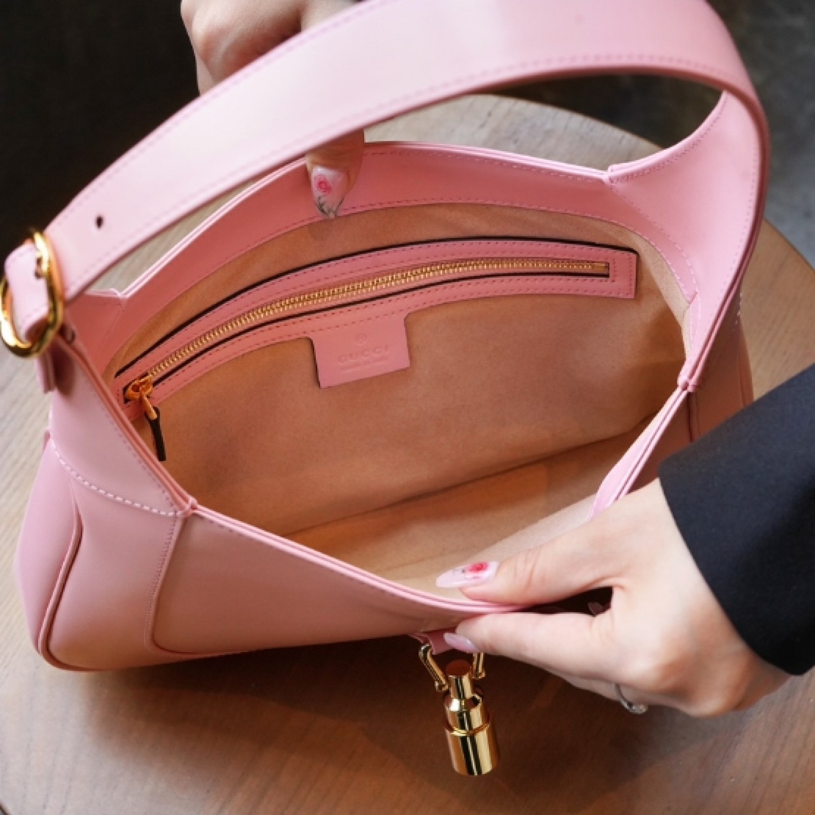 GUCCI JACKIE SMALL SHOULDER BAG