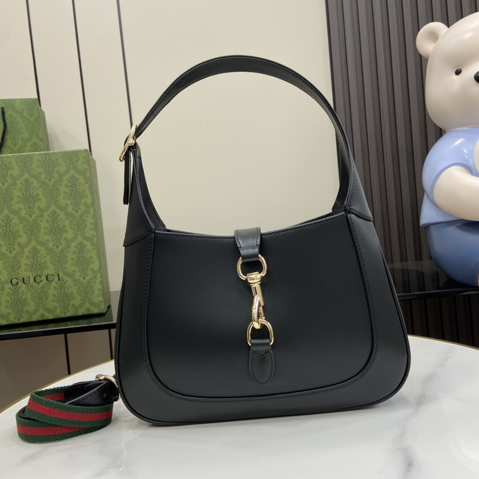 GUCCI JACKIE SMALL SHOULDER BAG