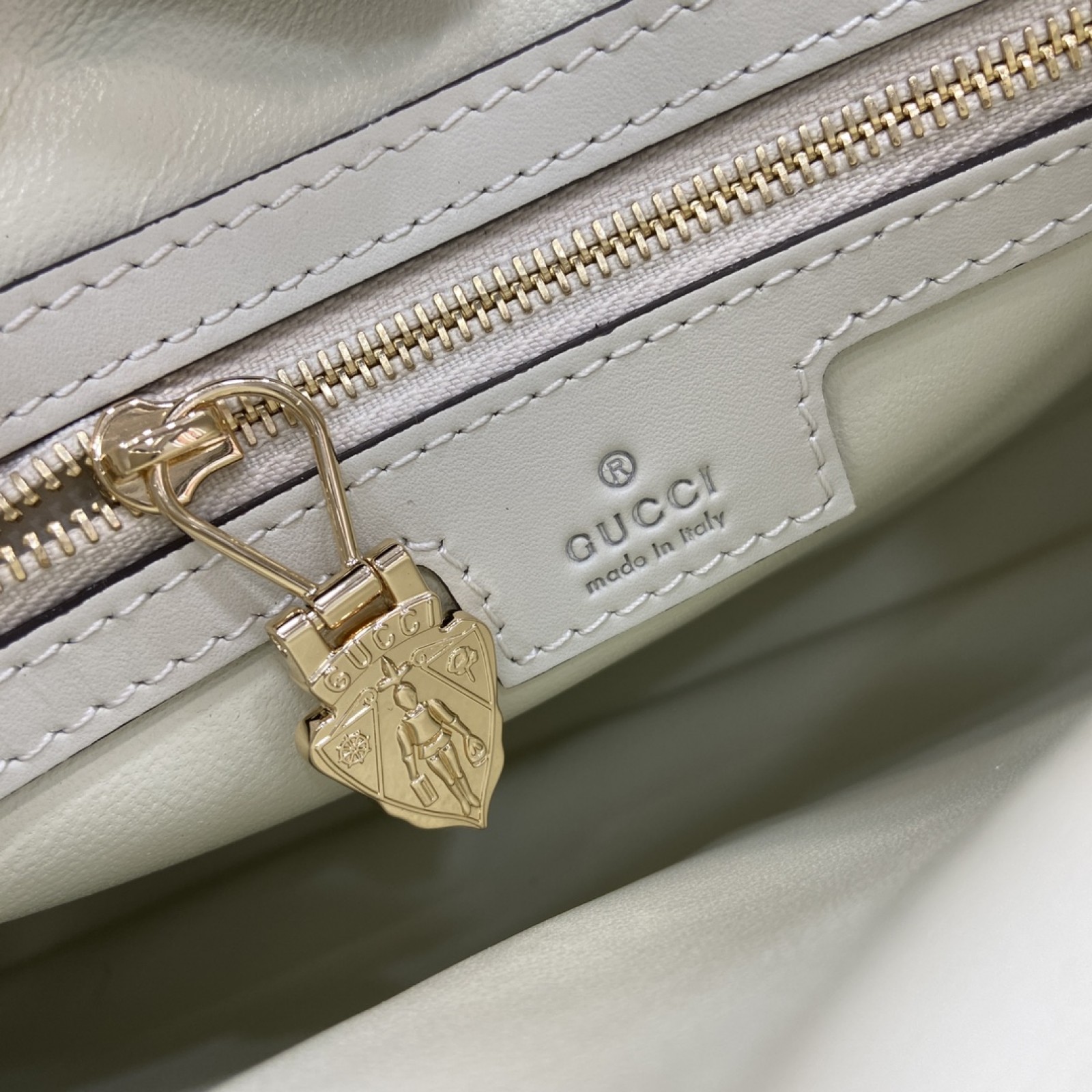 GUCCI JACKIE SMALL SHOULDER BAG