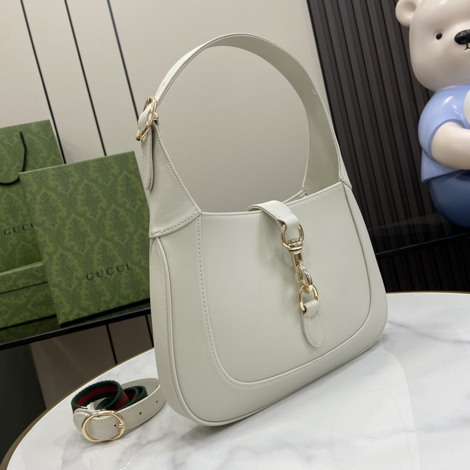 GUCCI JACKIE SMALL SHOULDER BAG