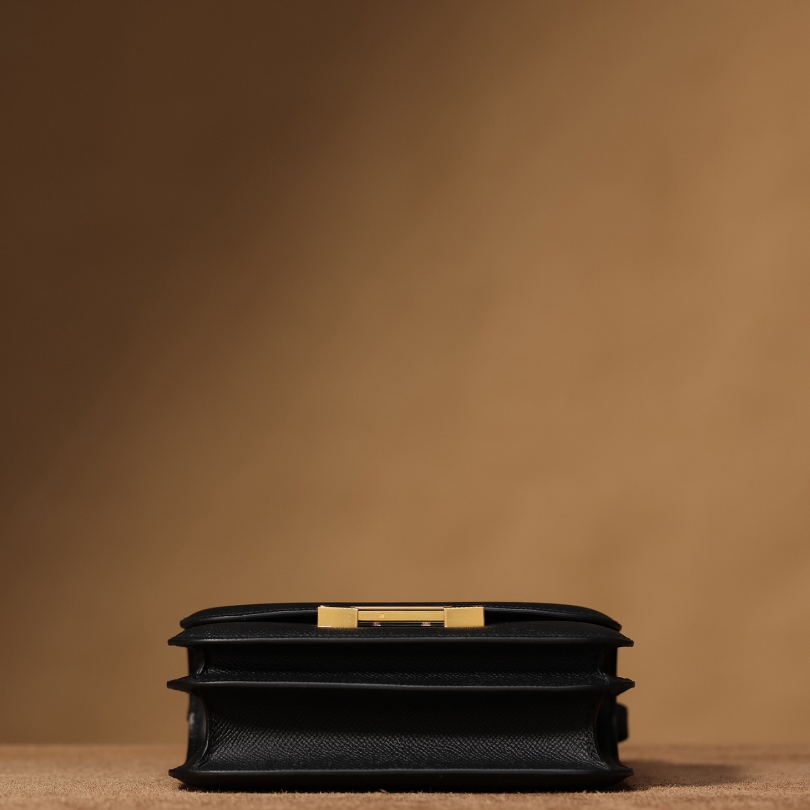 Hermes Constance 19 Black EP