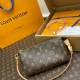 LV Pochette Accessoires