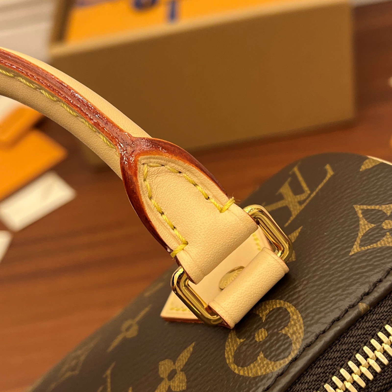 LV Speedy Bandoulière 20