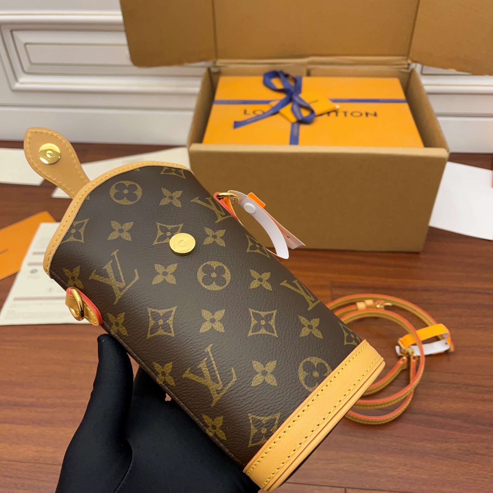 LV Fold Me Pouch