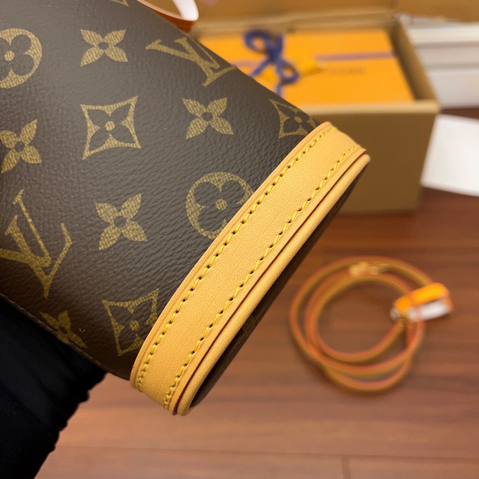 LV Fold Me Pouch