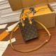 LV Petit Sac Plat